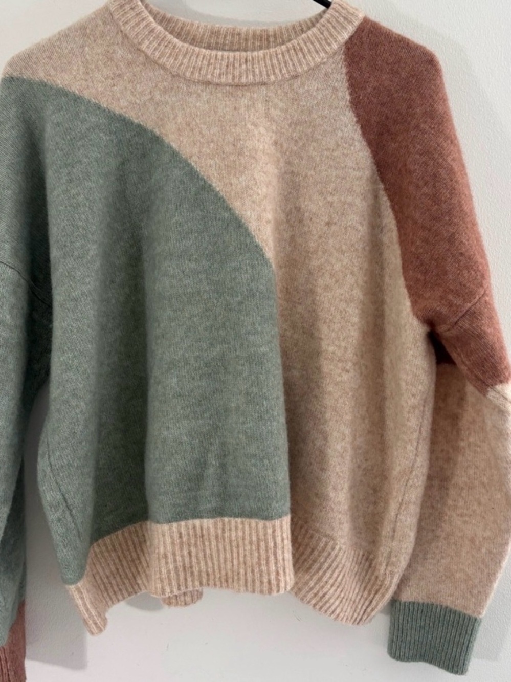 Madewell Colorblock Crewneck Sweater in Sage, Beige & Rust